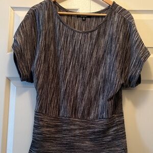 Absolutely Famous Gray Short Sleeve Top